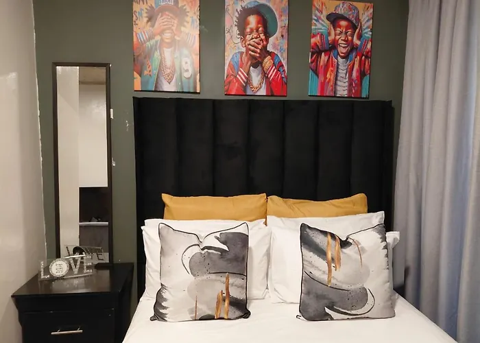 Cosy 103 City Building Apartment In Maboneng, With Free Wifi