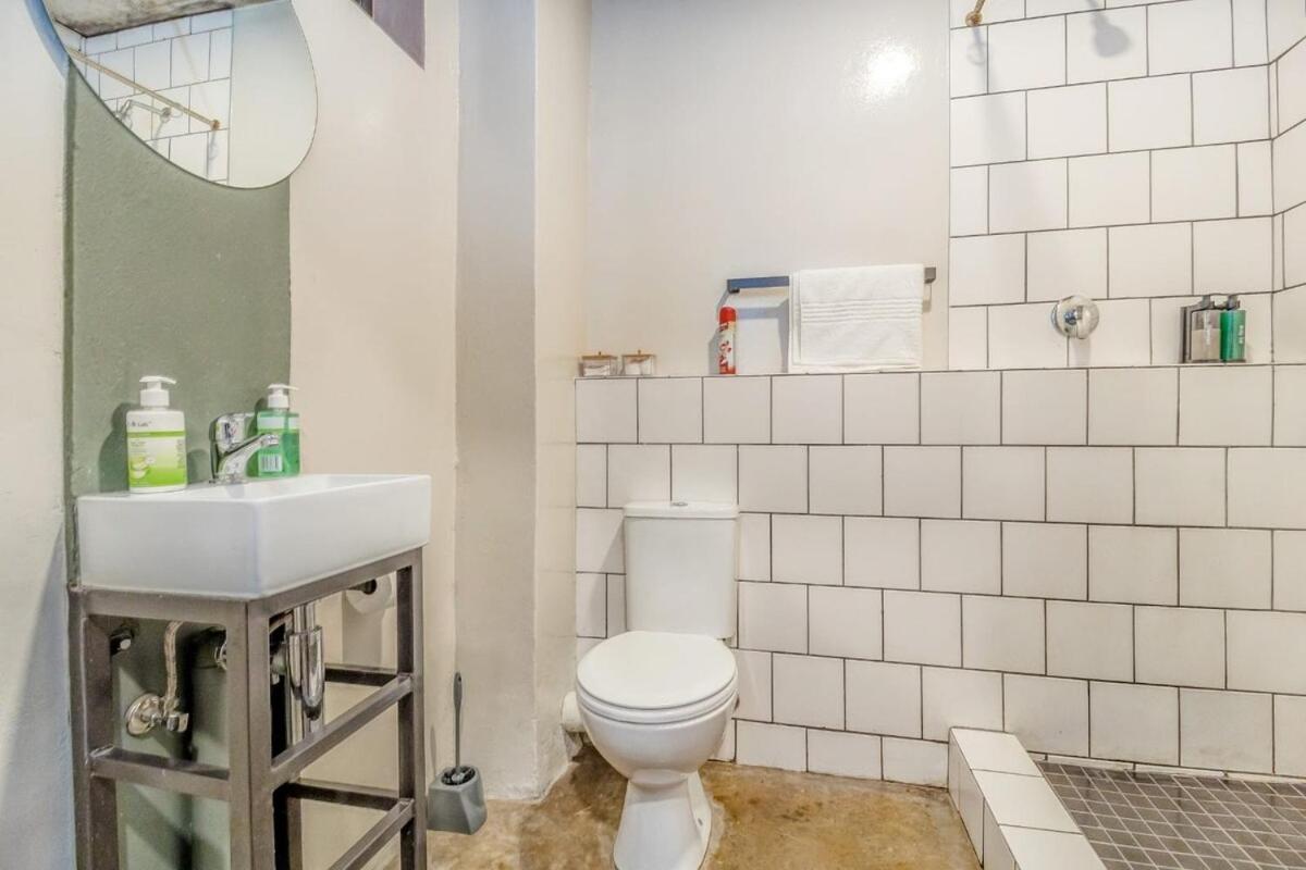 Apartment Cosy 103 Building In Maboneng, With Free Wifi *