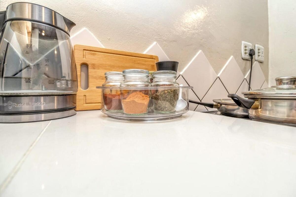 Cosy 103 Building In Maboneng, With Free Wifi * Johannesburg