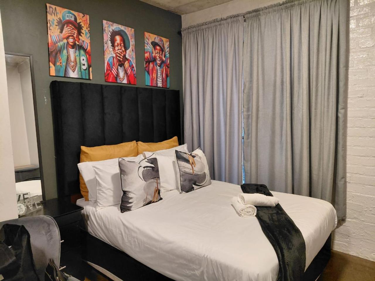Cosy 103 Building In Maboneng, With Free Wifi
